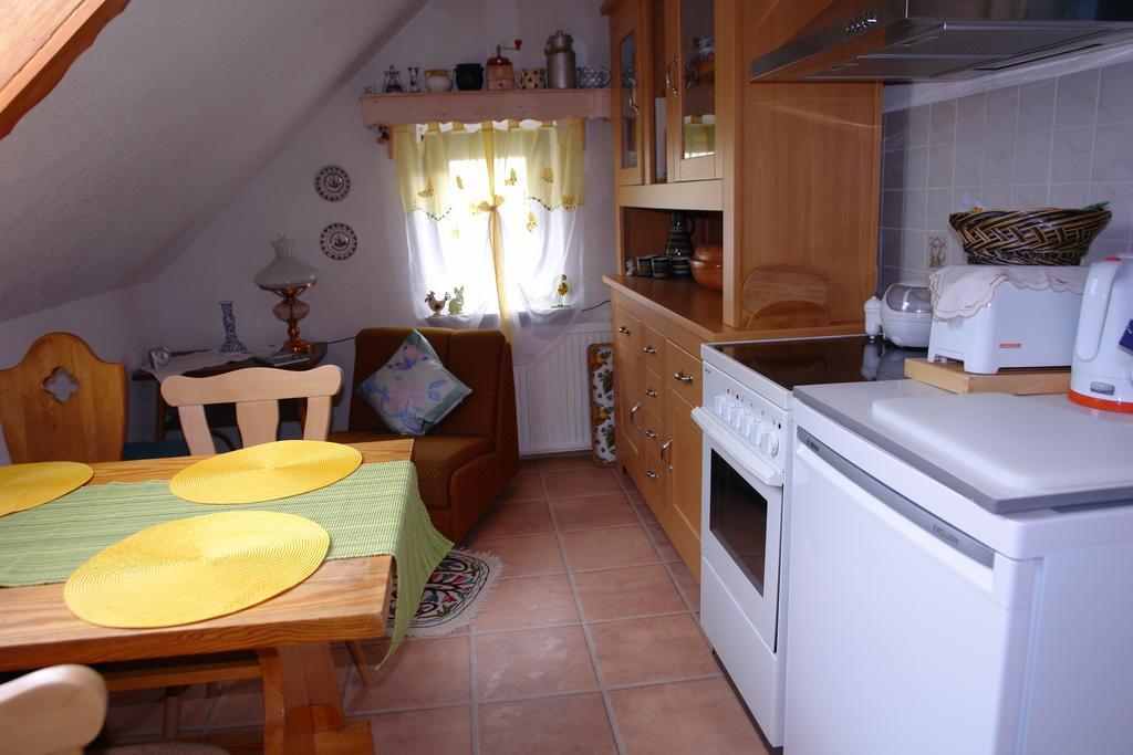 Ferienwohnung Bimmelbahn-Blick Neudorf  Bilik gambar
