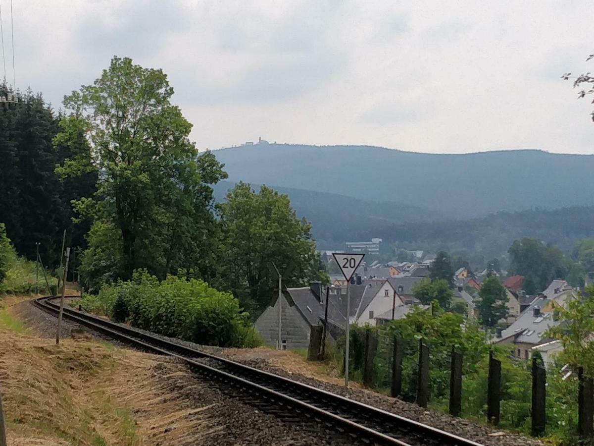 Ferienwohnung Bimmelbahn-Blick Neudorf  Luaran gambar